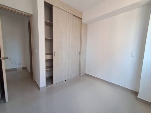 Apartamento de 3 alcobas en venta en San Jose Obrero, Bello, 73 m² · foto 12 de 14