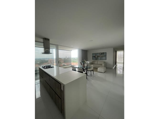 Apartamento de 3 alcobas en venta en Ciudad Jardin, Cali, 145 m² · foto 10 de 18