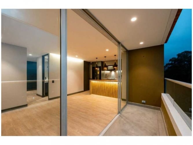 Apartamento de 2 alcobas en venta en Las Vegas, Medellín, 77 m² · foto 2 de 10