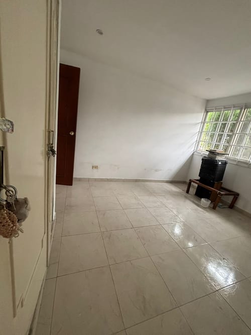 Casa de 4 alcobas en venta en Ciudad Capri, Cali, 160 m² · foto 10 de 18