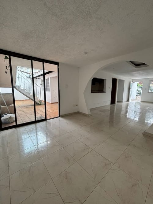 Casa de 4 alcobas en venta en Ciudad Capri, Cali, 160 m² · foto 2 de 18