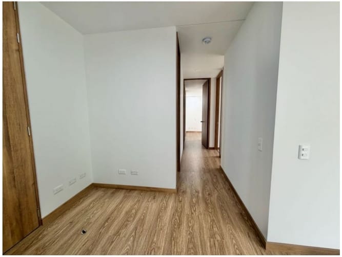 Apartamento de 3 alcobas en venta en Alto De La Virgen, Envigado, 84 m² · foto 4 de 10