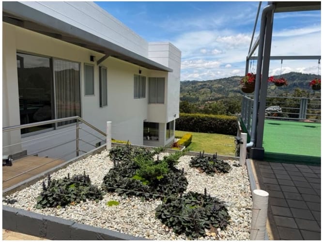 Finca en venta en Alto De La Virgen, Guarne, 245 m² · foto 4 de 21