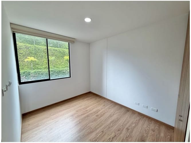 Apartamento de 3 alcobas en venta en Alto De La Virgen, Envigado, 84 m² · foto 6 de 10