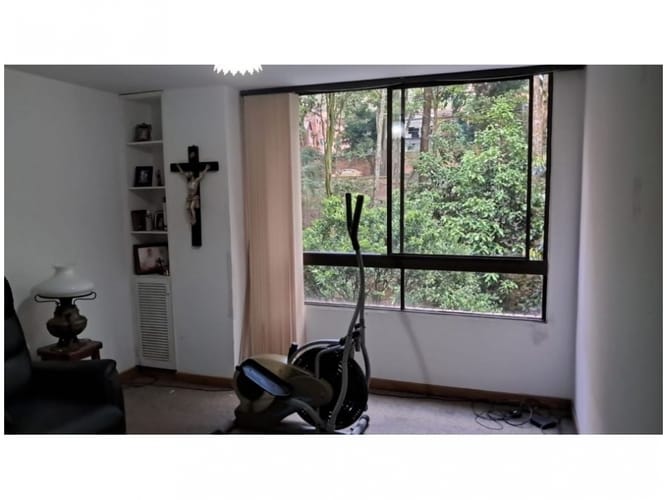 Apartamento de 3 alcobas en venta en Loma Del Campestre, Medellín, 168 m² · foto 13 de 20