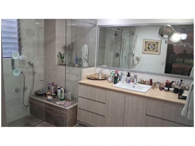 Apartamento de 3 alcobas en venta en Loma Del Campestre, Medellín, 168 m² · foto 16 de 20