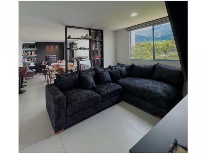 Apartamento de 3 alcobas en venta en San Jose, Sabaneta, 75 m² · foto 7 de 14