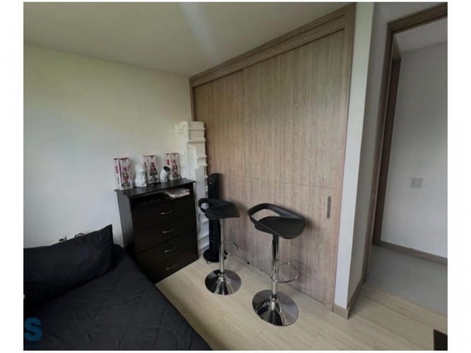 Apartamento de 3 alcobas en venta en San Jose, Sabaneta, 75 m² · foto 10 de 14