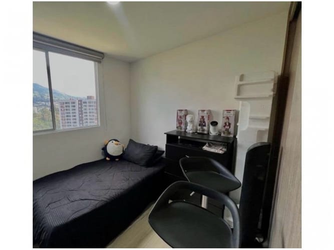 Apartamento de 3 alcobas en venta en San Jose, Sabaneta, 75 m² · foto 12 de 14