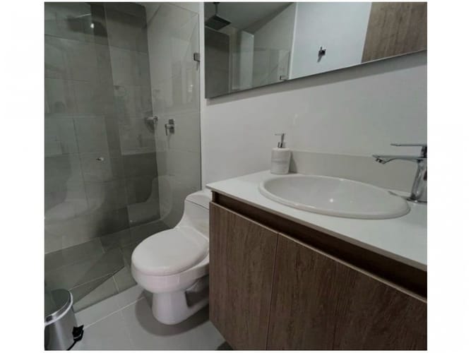 Apartamento de 3 alcobas en venta en San Jose, Sabaneta, 75 m² · foto 13 de 14