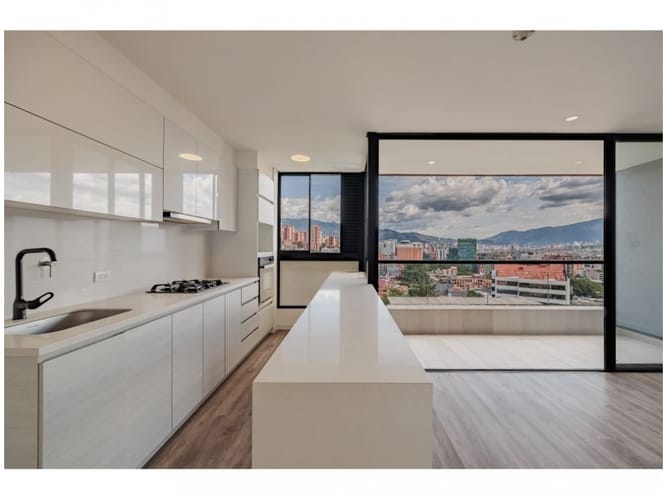 Apartamento de 2 alcobas en venta en Lalinde, Medellín, 85 m² · foto 11 de 24