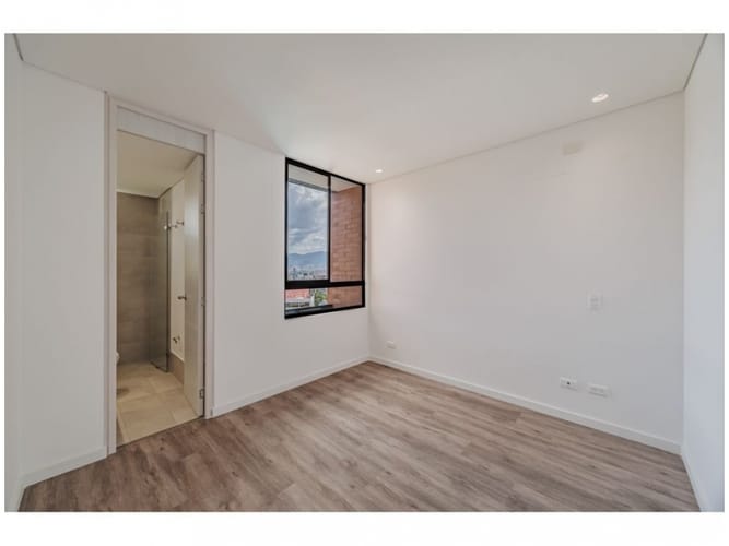 Apartamento de 2 alcobas en venta en Lalinde, Medellín, 85 m² · foto 17 de 24