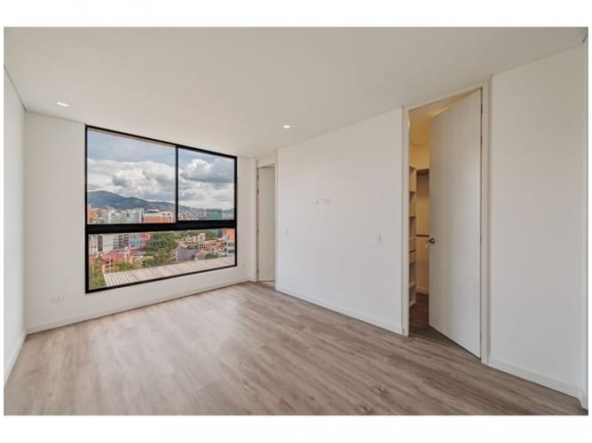 Apartamento de 2 alcobas en venta en Lalinde, Medellín, 85 m² · foto 20 de 24
