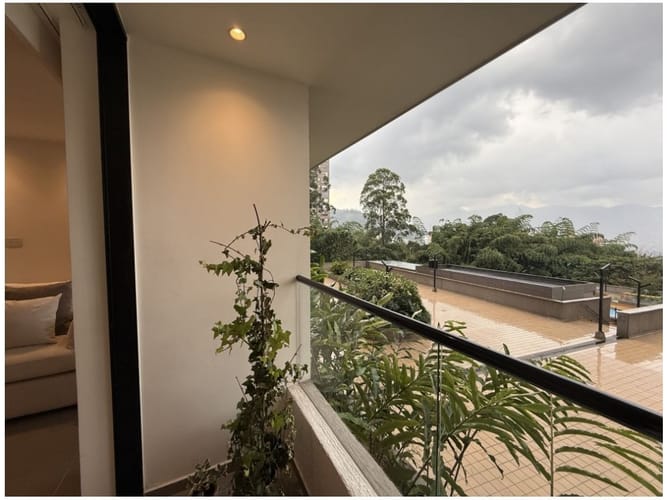 Apartaestudio en venta en Loma De Las Brujas, Envigado, 64 m² · foto 11 de 18