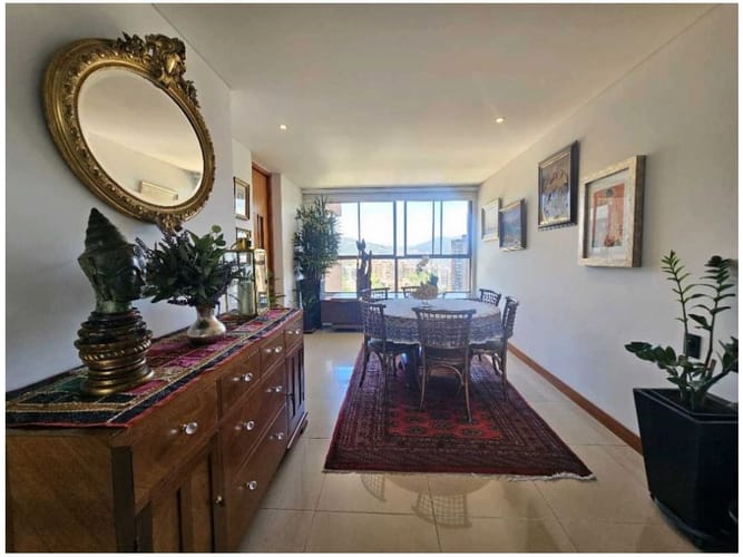 Apartamento de 3 alcobas en venta en Loma De Los Gonzalez, Medellín, 210 m² · foto 4 de 11