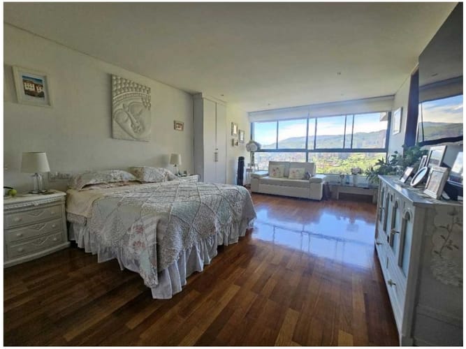 Apartamento de 3 alcobas en venta en Loma De Los Gonzalez, Medellín, 210 m² · foto 6 de 11