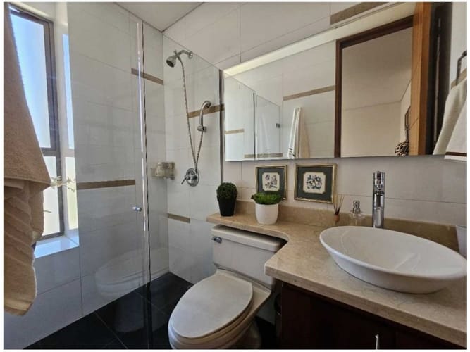 Apartamento de 3 alcobas en venta en Loma De Los Gonzalez, Medellín, 210 m² · foto 11 de 11