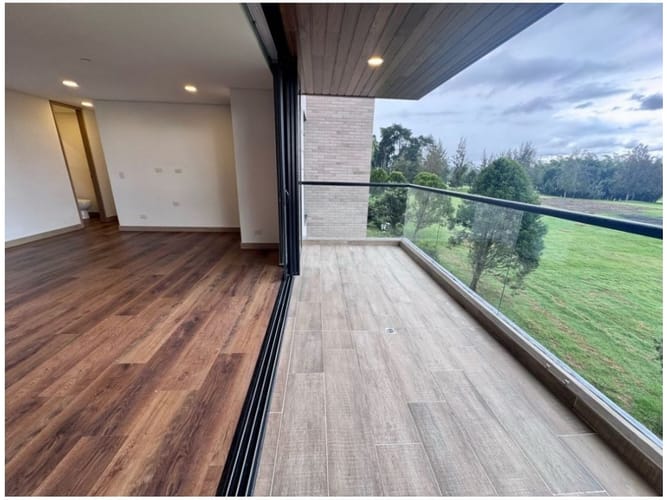 Apartamento de 2 alcobas en venta en Llano Grande, Rionegro, 94 m² · foto 2 de 21