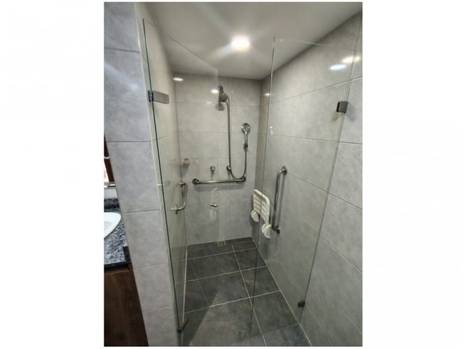 Apartamento de 4 alcobas en venta en Laureles, Medellín, 210 m² · foto 9 de 15