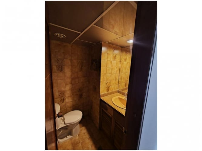 Apartamento de 4 alcobas en venta en Laureles, Medellín, 210 m² · foto 10 de 15