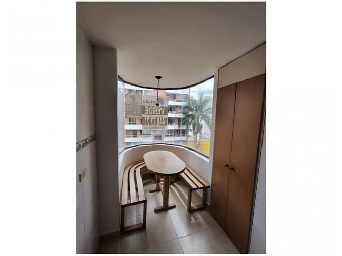 Apartamento de 4 alcobas en venta en Laureles, Medellín, 210 m² · foto 13 de 15