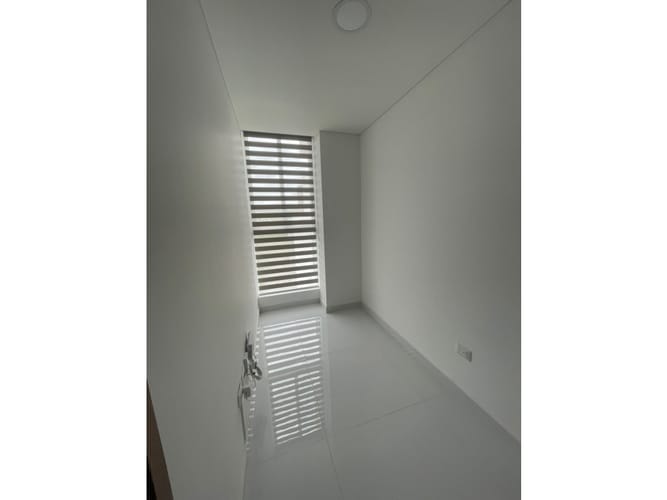 Apartamento de 3 alcobas en arriendo en Ciudad Jardin, Cali, 145 m² · foto 13 de 18