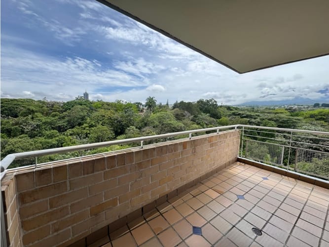 Apartamento de 3 alcobas en venta en Ciudad Jardin, Cali, 153 m² · foto 12 de 20