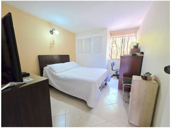 Apartamento de 3 alcobas en venta en Santa Teresita, Medellín, 96 m² · foto 14 de 20