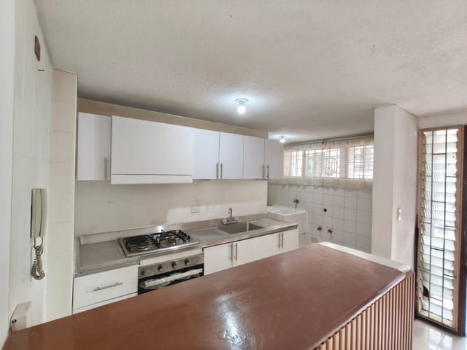 Apartamento de 3 alcobas en arriendo en Pampa Linda, Cali, 93 m² · foto 4 de 23