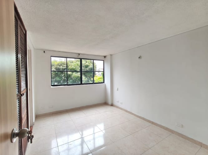 Apartamento de 3 alcobas en arriendo en Pampa Linda, Cali, 93 m² · foto 13 de 23