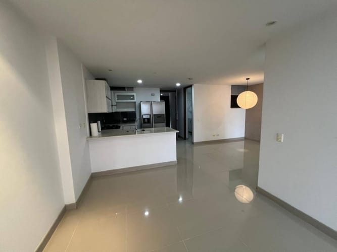 Apartamento de 2 alcobas en arriendo en El Poblado, Envigado, 91 m² · foto 18 de 24