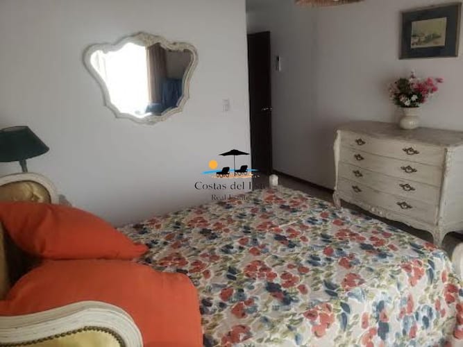 Casa En Alquiler Anual En Pinares,3 Dormitorios,2 Baños,jacuzzi!! · Foto 8