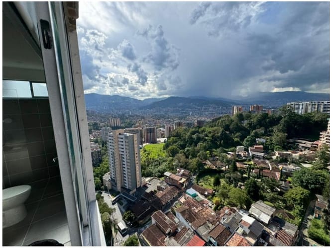 Apartamento de 3 alcobas en venta en El Chingui, Envigado, 81 m² · foto 8 de 17