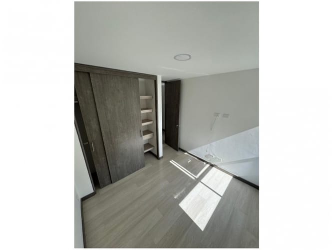 Apartamento de 3 alcobas en venta en El Chingui, Envigado, 81 m² · foto 12 de 17