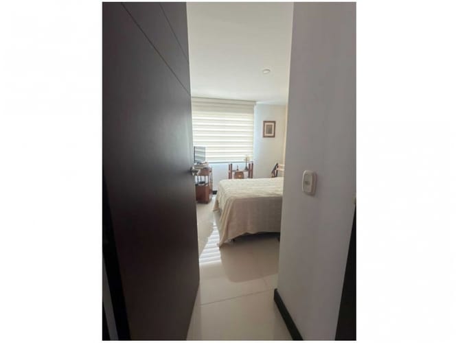 Apartamento de 3 alcobas en venta en Camino Verde, Envigado, 82 m² · foto 5 de 18
