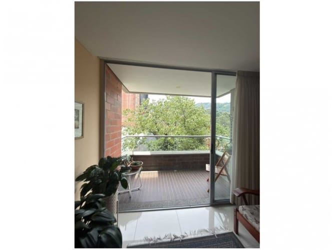 Apartamento de 3 alcobas en venta en Camino Verde, Envigado, 82 m² · foto 9 de 18