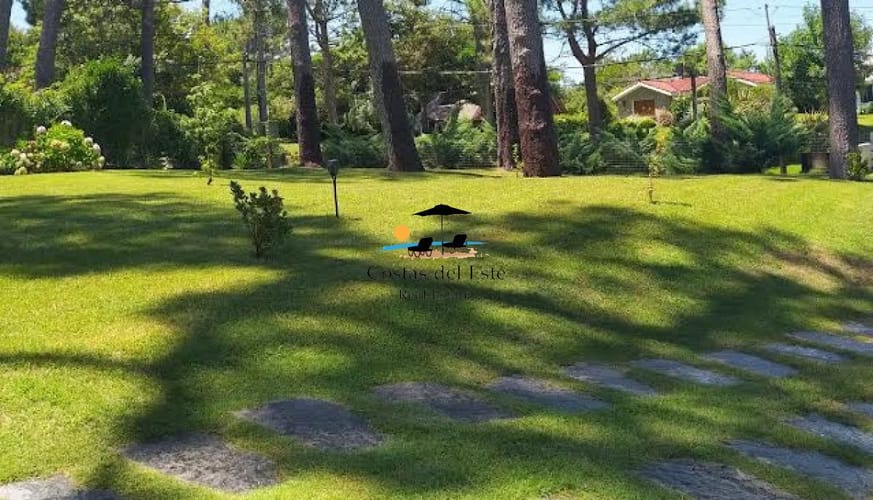Casa En Alquiler Anual,3 Dormitorios,2 Baños,dep.de Servicio Y Piscina!! · Foto 7