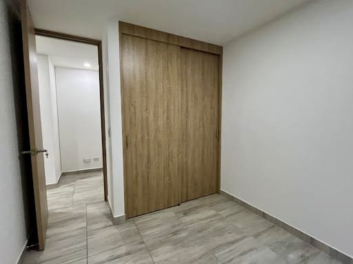 Apartamento de 3 alcobas en venta en Belén Rincón, Medellín, 81 m² · foto 5 de 22