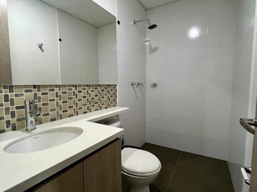 Apartamento de 3 alcobas en venta en Belén Rincón, Medellín, 81 m² · foto 6 de 22