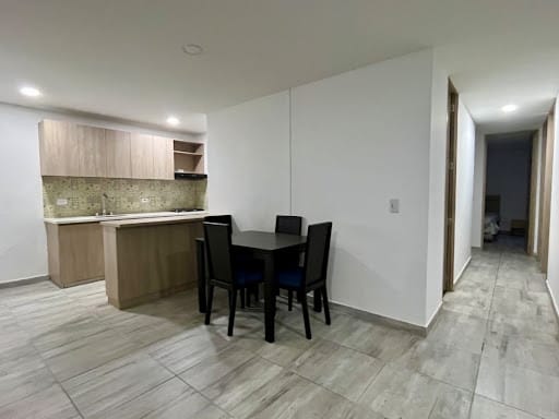 Apartamento de 3 alcobas en venta en Belén Rincón, Medellín, 81 m² · foto 8 de 22