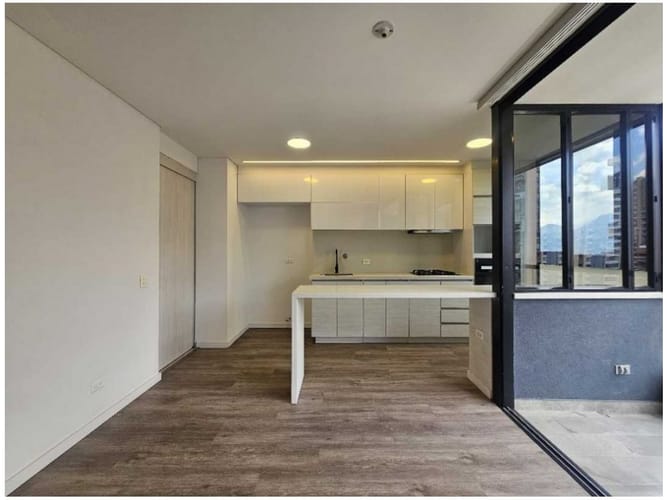 Apartamento de 2 alcobas en venta en La Florida, Medellín, 85 m² · foto 7 de 13