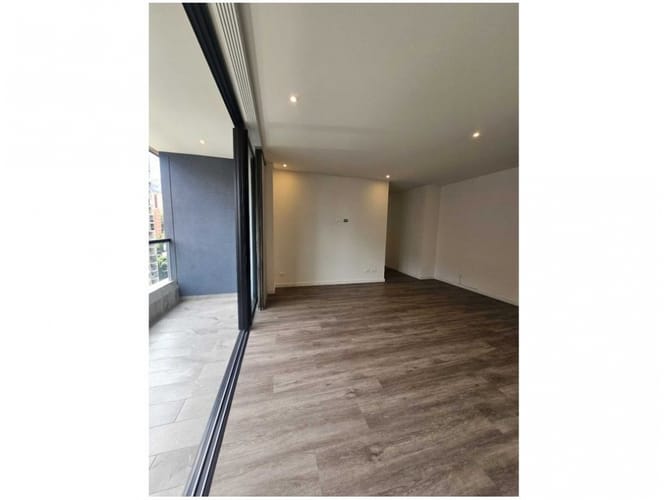 Apartamento de 2 alcobas en venta en La Florida, Medellín, 85 m² · foto 9 de 13