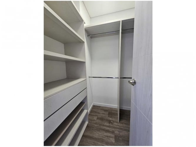 Apartamento de 2 alcobas en venta en La Florida, Medellín, 85 m² · foto 10 de 13