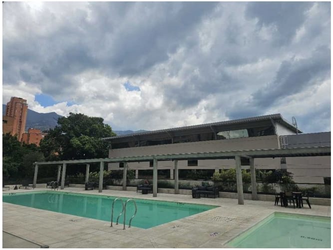 Apartamento de 2 alcobas en venta en La Florida, Medellín, 85 m² · foto 13 de 13