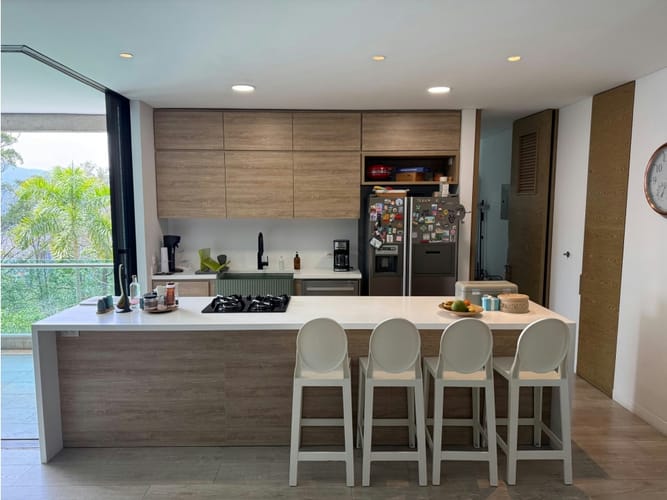 Apartamento de 3 alcobas en venta en Los Balsos, Medellín, 180 m² · foto 14 de 15