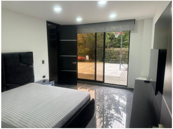 Casa de 6 alcobas en venta en Vía Las Palmas, Envigado · foto 16 de 22