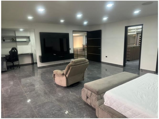 Casa de 6 alcobas en venta en Vía Las Palmas, Envigado · foto 18 de 22