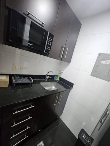 Oficina en arriendo en El Castillo, Medellín, 65 m² · foto 7 de 22