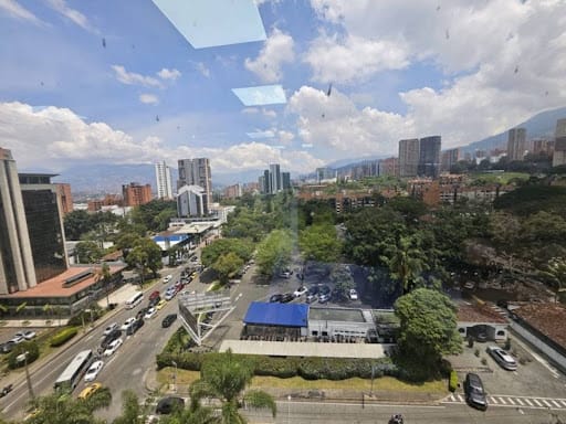 Oficina en arriendo en El Castillo, Medellín, 65 m² · foto 16 de 22