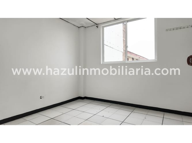 Apartamento de 3 alcobas en arriendo en El Centro, Manizales, 120 m² · foto 3 de 8